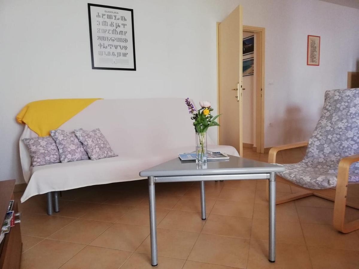 Apartment Suzy With Private Parking فاجانا المظهر الخارجي الصورة