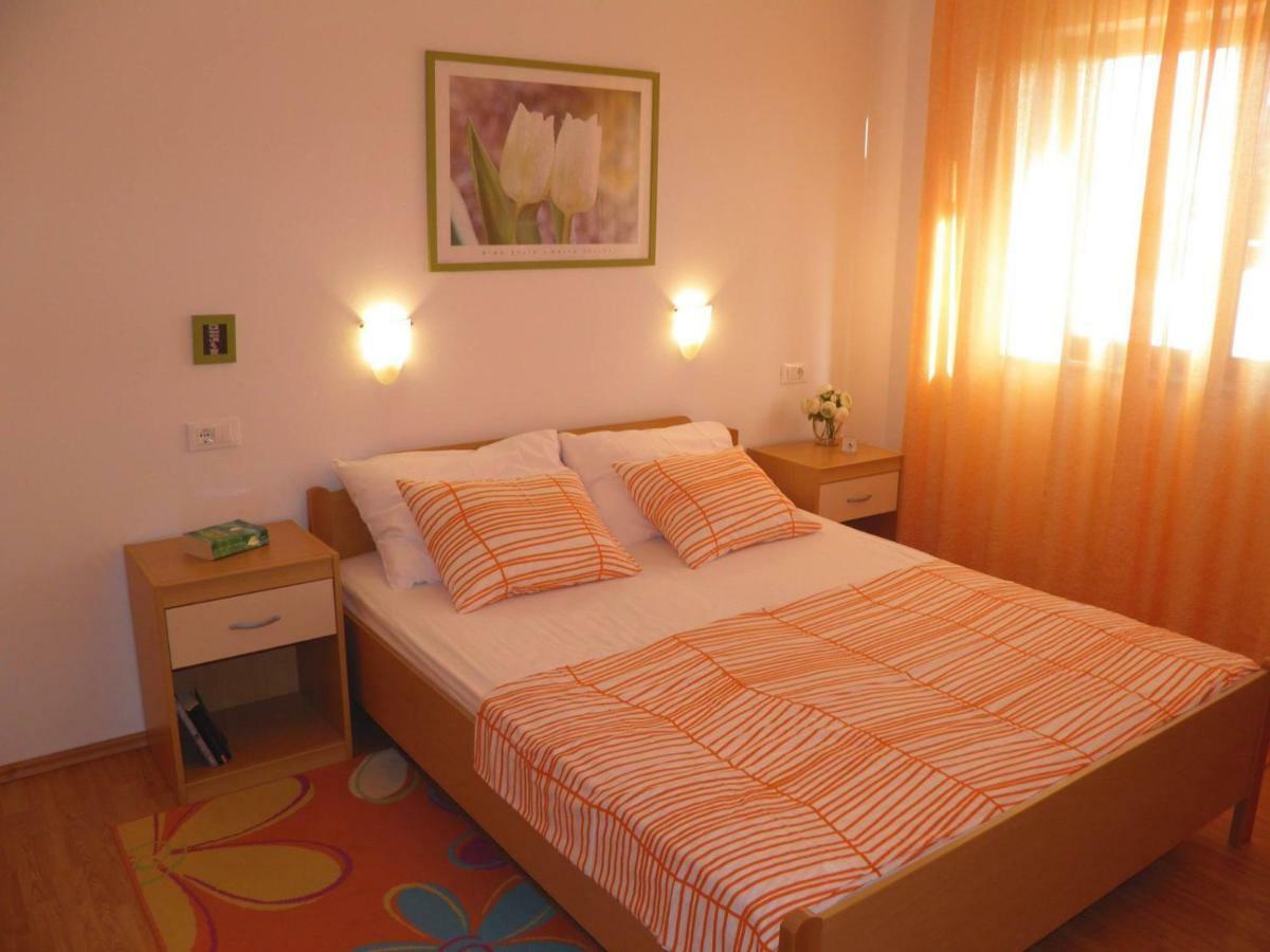 Apartment Suzy With Private Parking فاجانا المظهر الخارجي الصورة