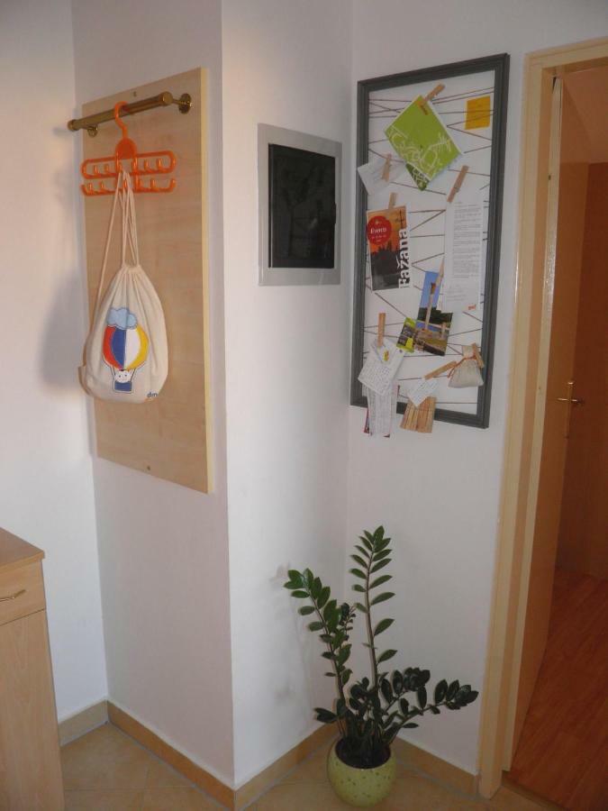 Apartment Suzy With Private Parking فاجانا المظهر الخارجي الصورة