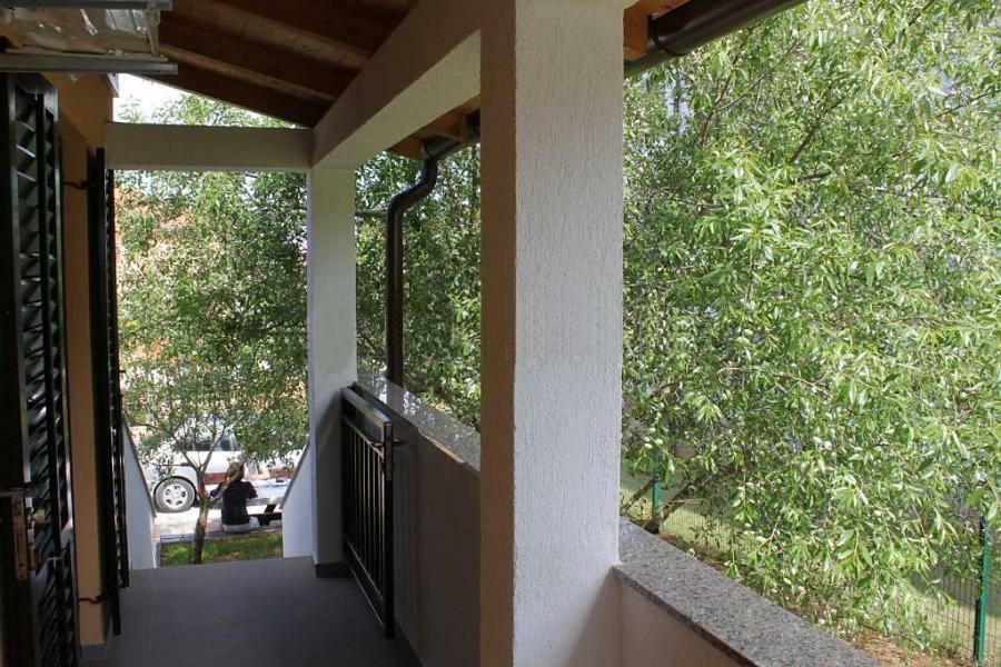 Apartment Suzy With Private Parking فاجانا المظهر الخارجي الصورة